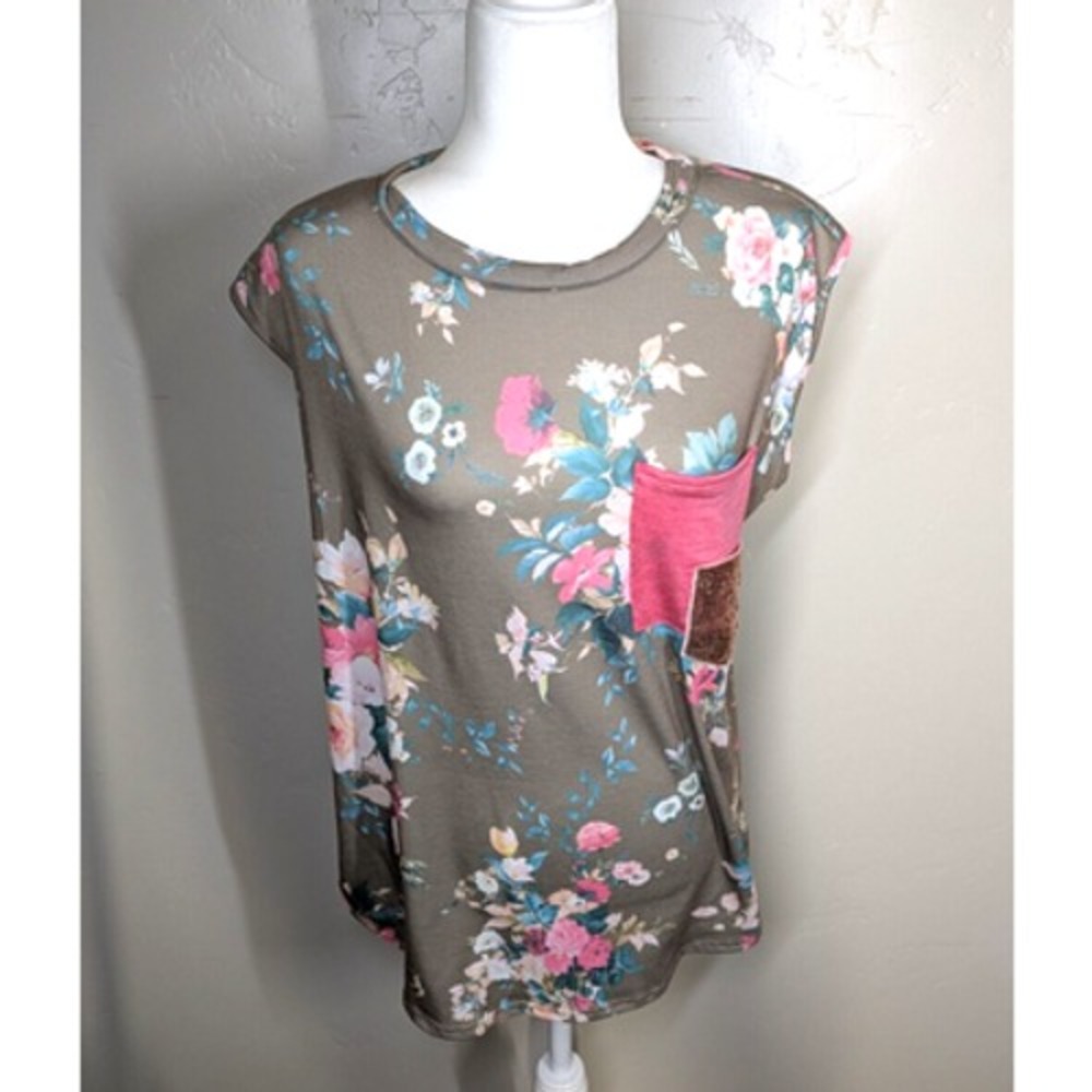 Avery Apparel Company Floral Tank Top Women Medium Olive Sequin Pocket NWT